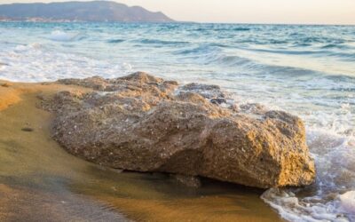 “Sii come la roccia contro cui s’infrangono le onde”: il ruolo dell’educatore in natura